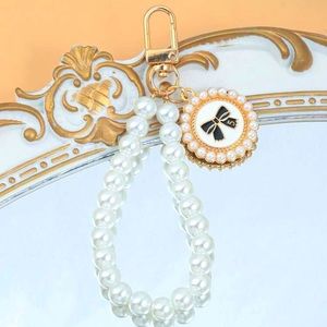 3/$25 THE LAST ONE🤍Elegant Keychain With Wristlet For Daily Decoration